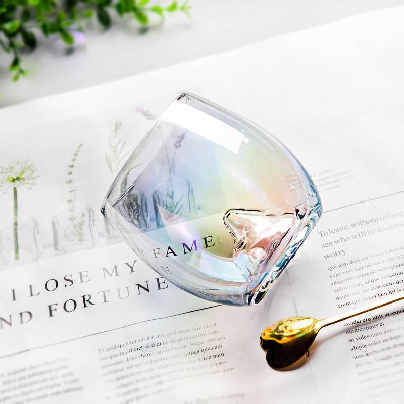 Short thickened transparent crystal glass