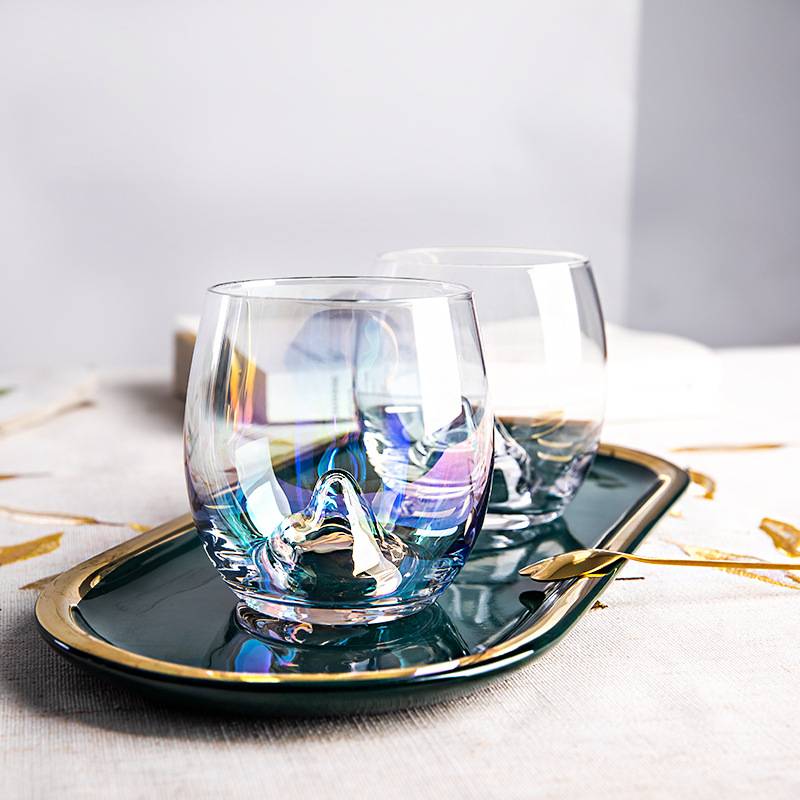 Short thickened transparent crystal glass